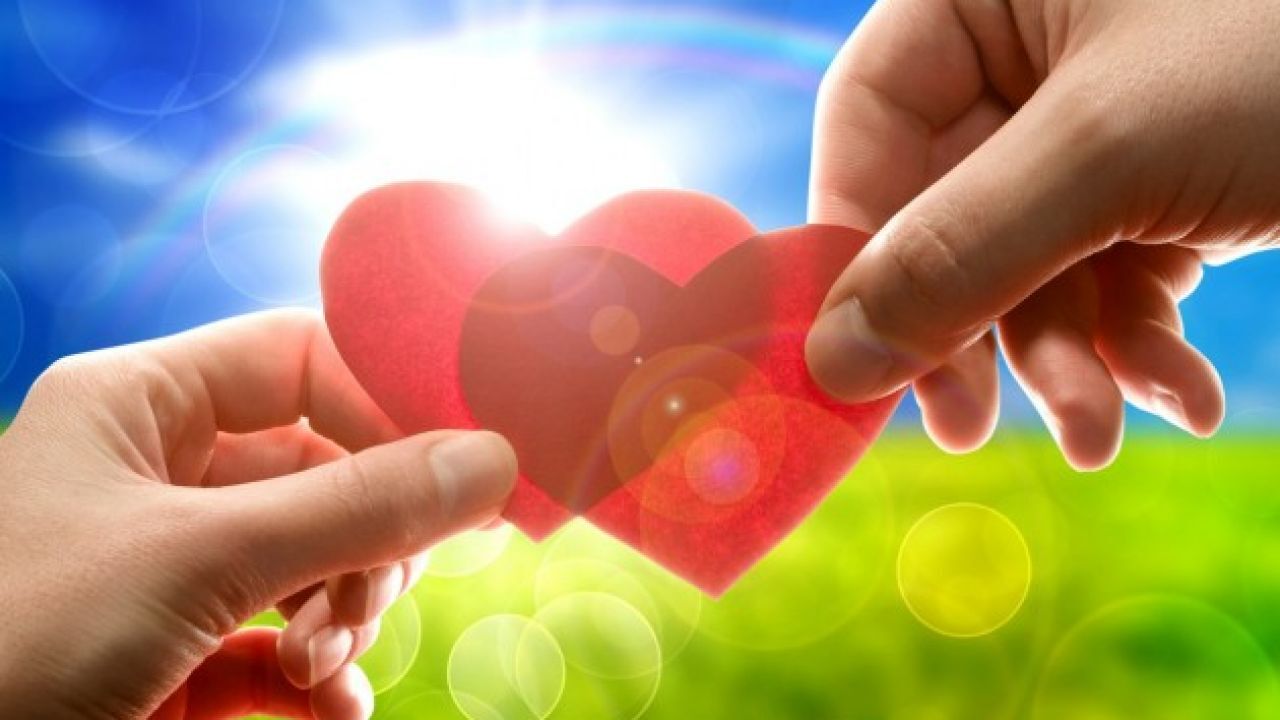 كيف تجعل زوجتك تحبك وتغار عليك؟ وكيف تشعر زوجتك بالاهتمام؟