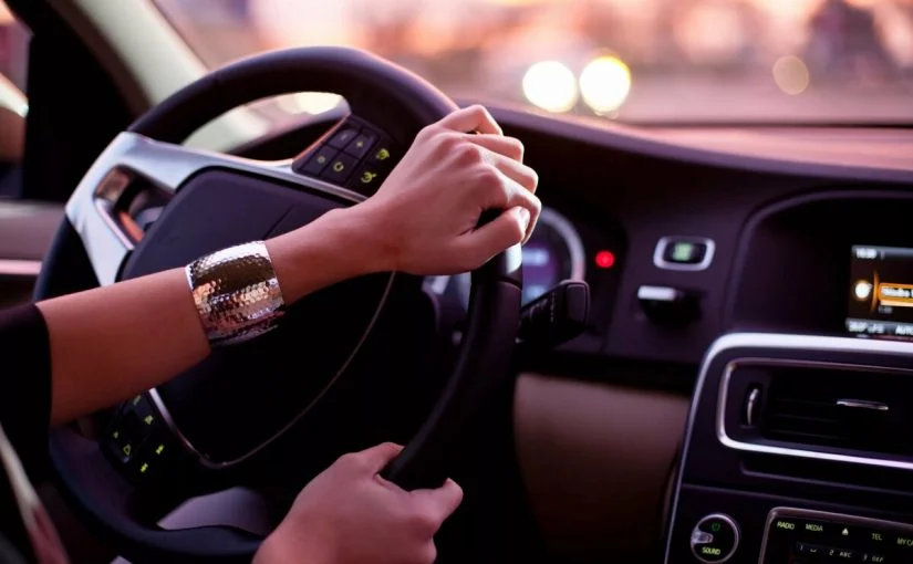 ما هو تفسير حلم قيادة السيارة وأنا لا أعرف في المنام لابن سيرين؟