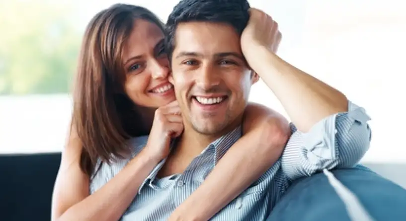 رؤية ذكر الزوج في المنام للمتزوجة ورؤية عورة رجل غريب في المنام للمتزوجة