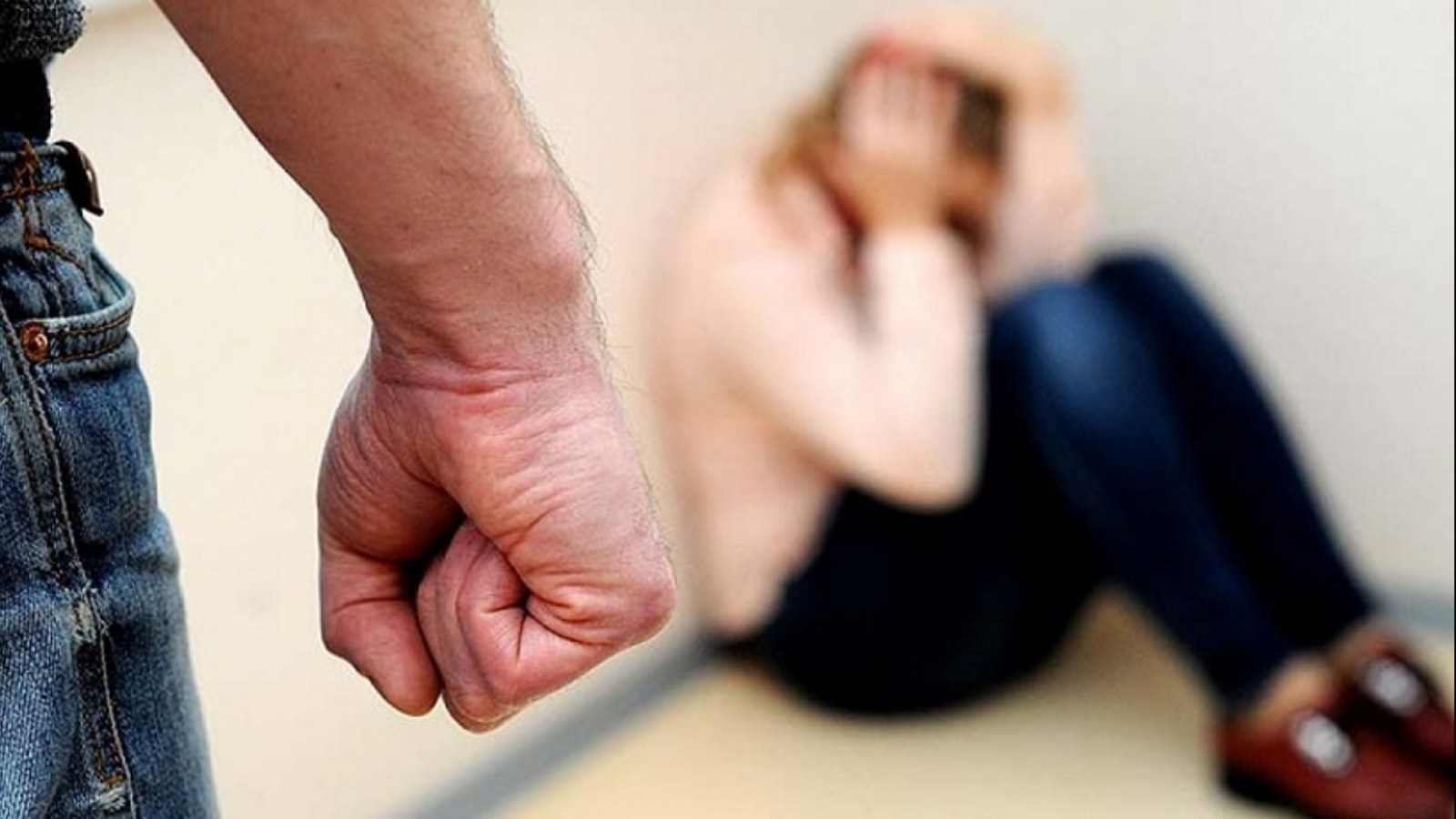 تفسير حلم ضرب شخص متخاصم معه وما تفسير رؤية الشجار مع شخص تكرهه في المنام؟